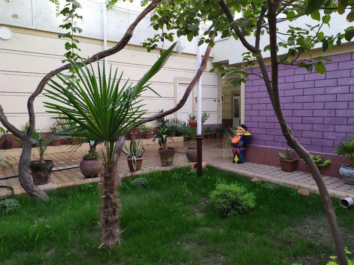 Uvaysiy Family Guest House Marghilon Dış mekan fotoğraf